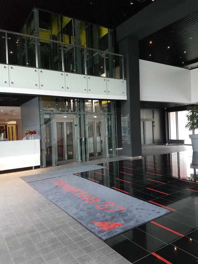 Apartament Towarowa 37 พอซนาน ภายนอก รูปภาพ